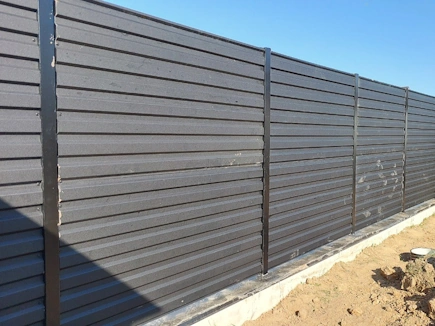 Заборы на ленточном фундаменте